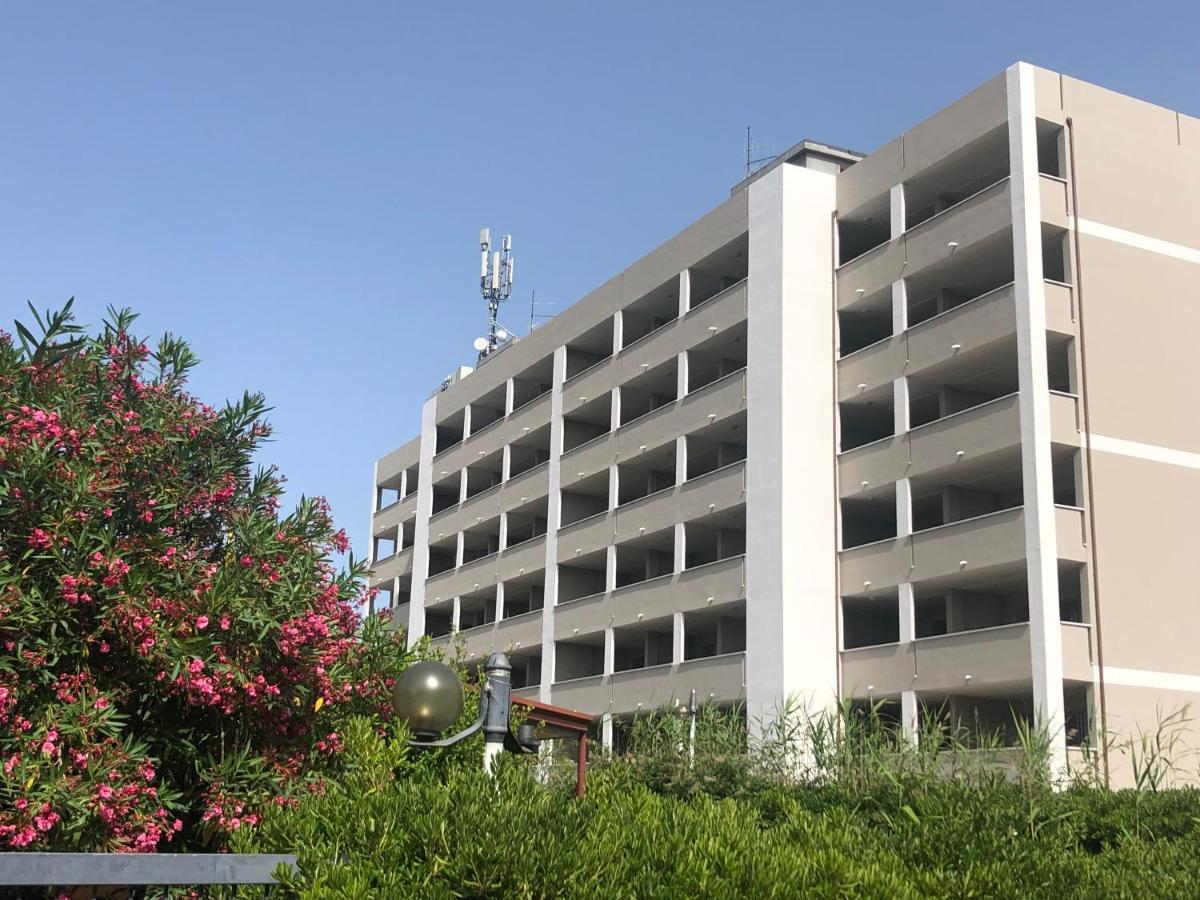 Belvedere Lido Adriano Exterior foto
